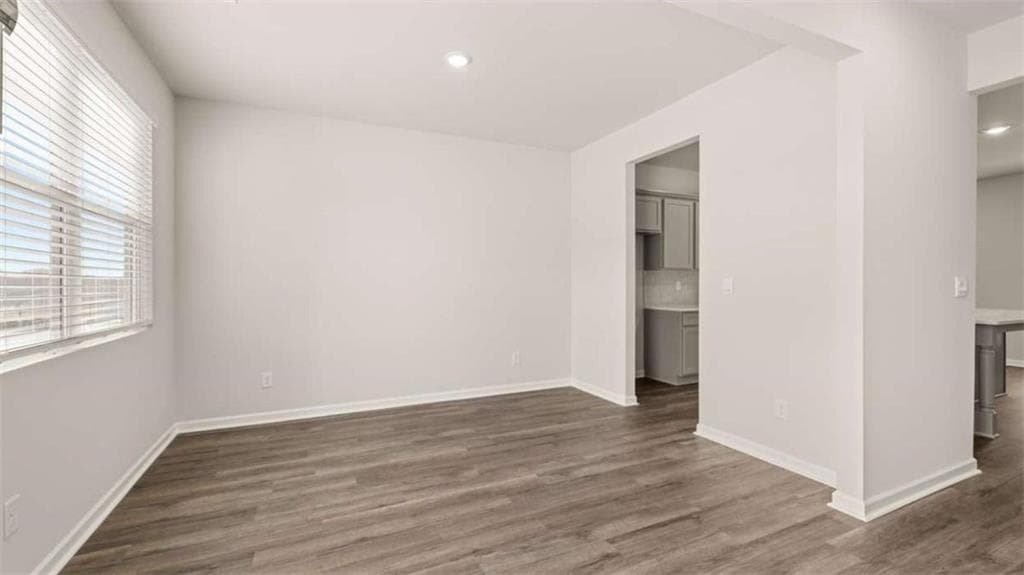 3 bedroom, 3 bathroom, 1,663 sq ft single family residence for sale at 229 Bristol Boulevard, Winder, GA 30680 — photo 3