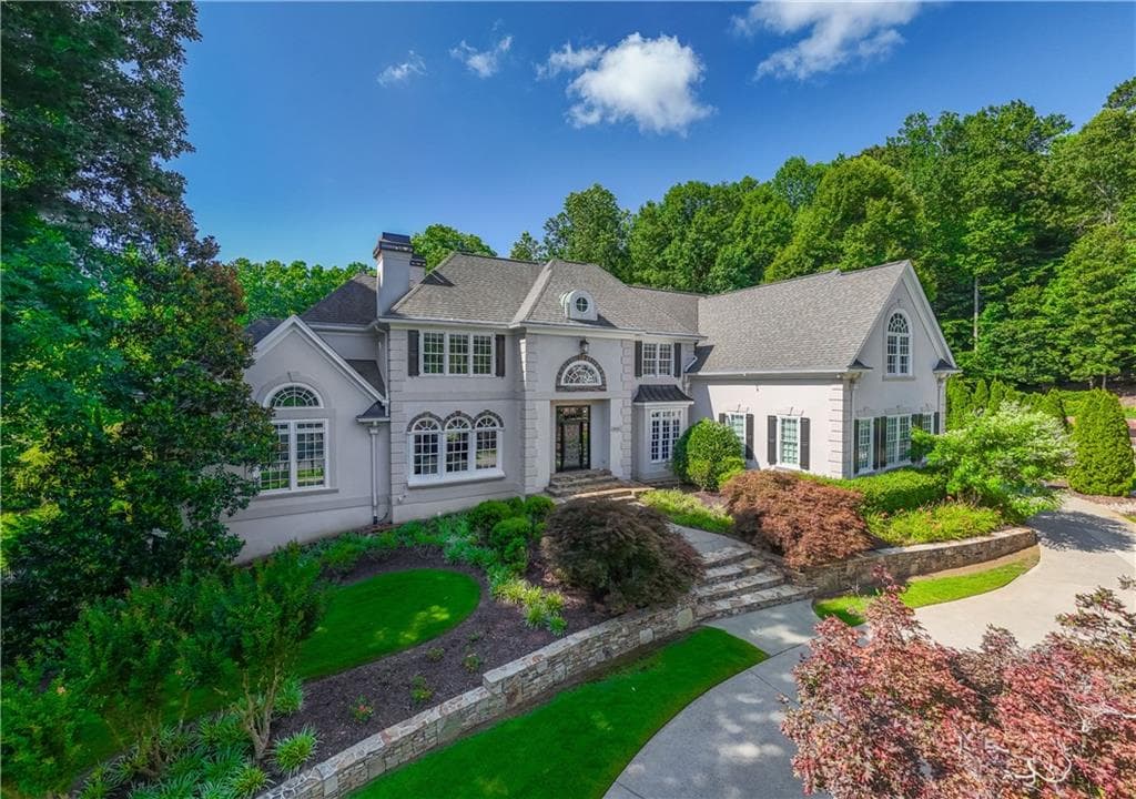 1055 Hedgerose Lane, Roswell, GA 30075 — most recent listing photo