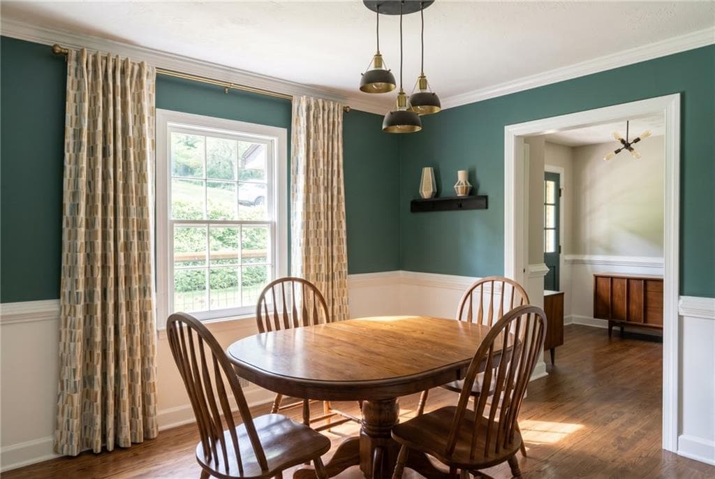 4 bedroom, 2 bathroom, 2,714 sq ft single family residence for sale at 1225 Dewberry Lane, Canton, GA 30114 — photo 4