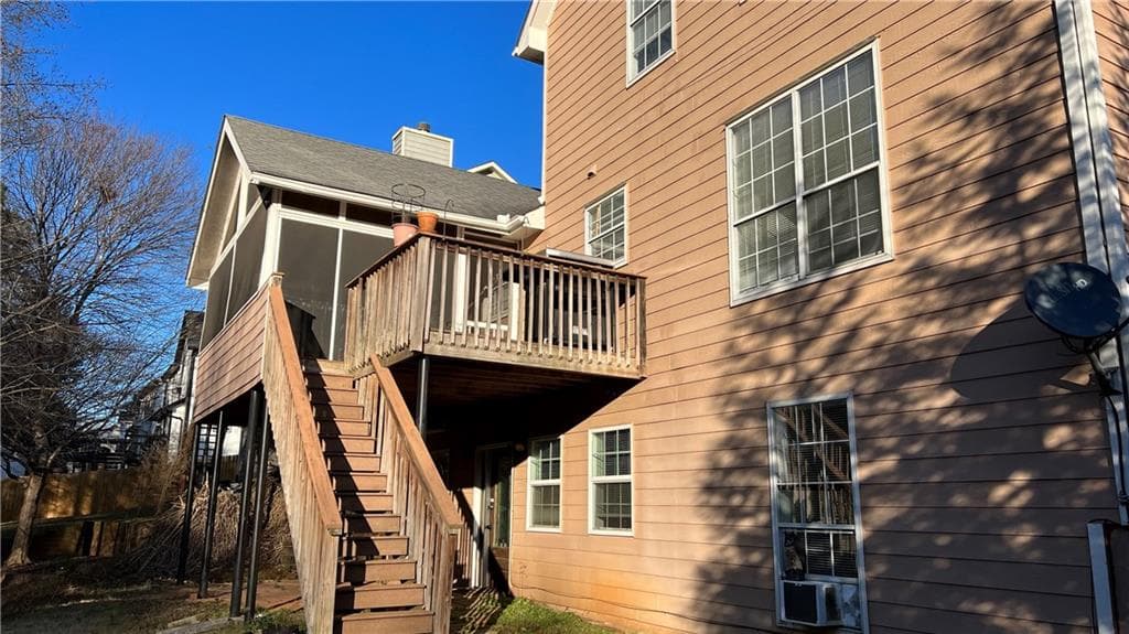 5 bedroom, 4 bathroom, 2,920 sq ft single family residence for sale at 2554 Sterling Drive, Lawrenceville, GA 30043 — photo 5