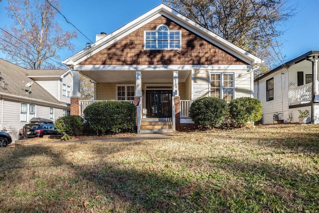 4 bedroom, 2 bathroom, 2,564 sq ft single family residence for rent at 2310 HOSEA L WILLIAMS Drive, Atlanta, GA 30317 for $2,900 a month — photo 1 of 33