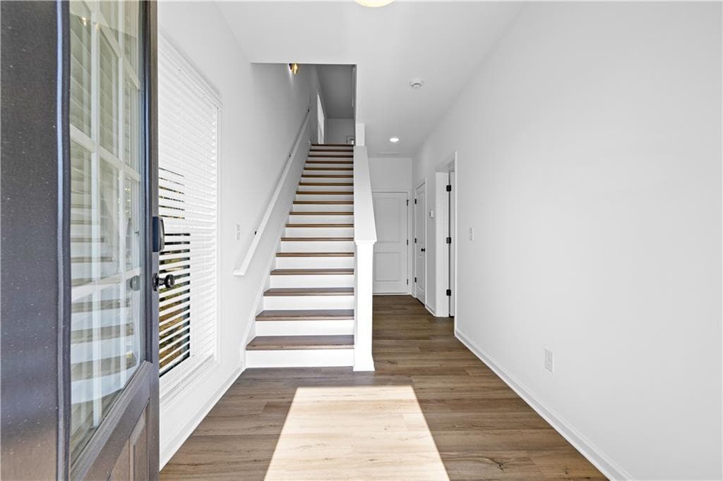 3 bedroom, 4 bathroom, 1,919 sq ft townhouse for sale at 36 Nickel Drive 17, Newnan, GA 30265 — photo 3