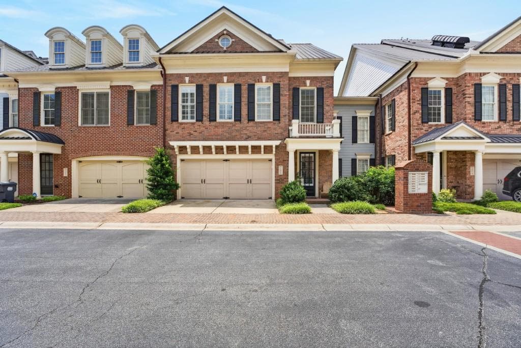 4 bedroom, 4 bathroom, 3,820 sq ft townhouse for sale at 2258 Edgartown Lane, Smyrna, GA 30080
