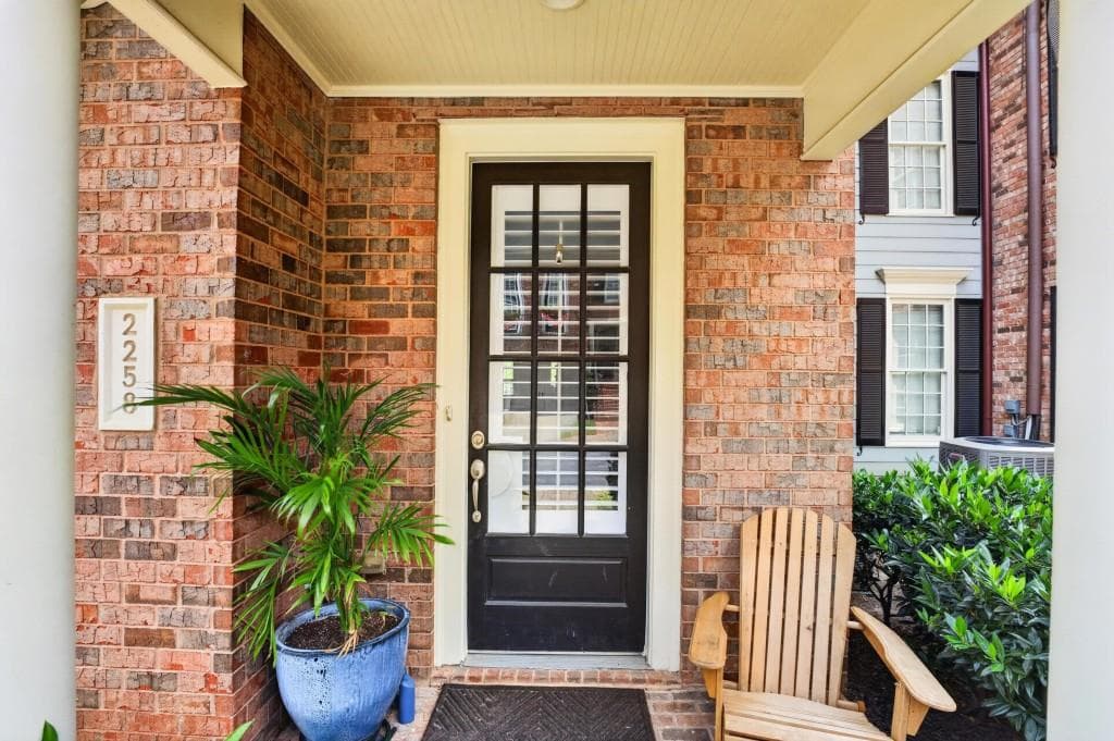 4 bedroom, 4 bathroom, 3,820 sq ft townhouse for sale at 2258 Edgartown Lane, Smyrna, GA 30080 — photo 8