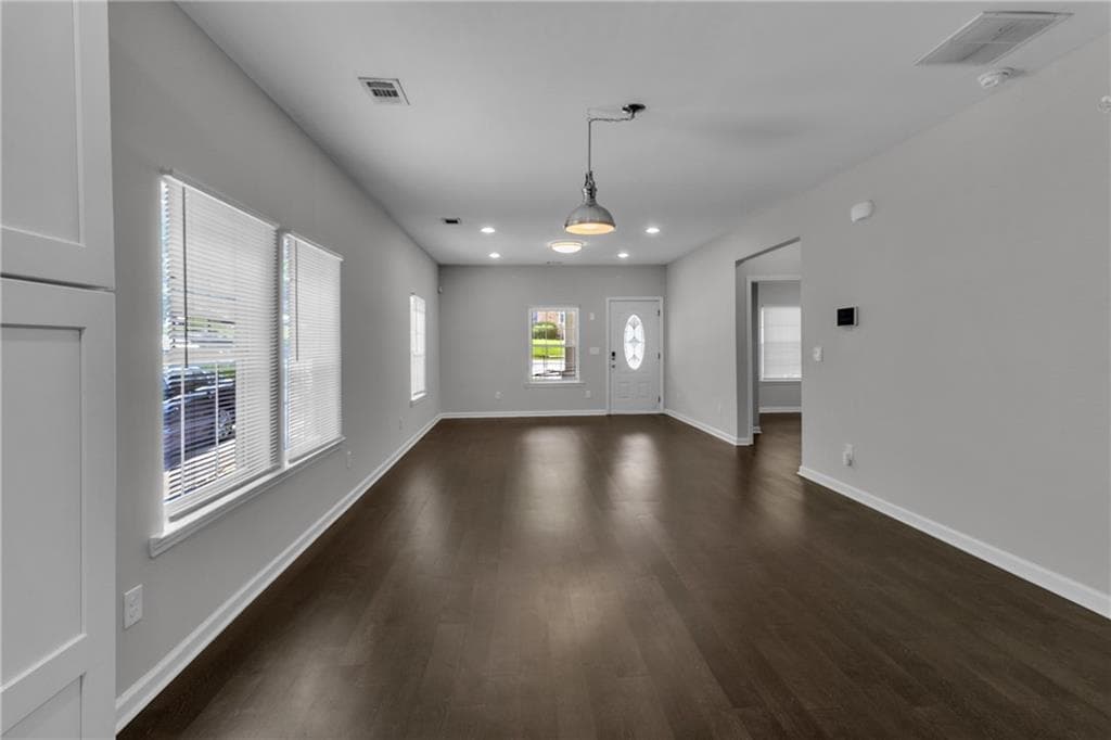 3 bedroom, 2 bathroom, 1,102 sq ft single family residence for sale at 1837 Dunlap Avenue, Atlanta, GA 30344 — photo 6