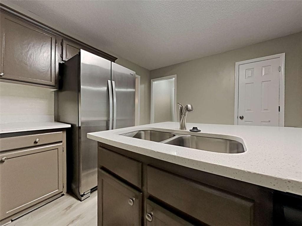 3 bedroom, 3 bathroom, 2,319 sq ft single family residence for sale at 4423 Turnberry Court, Douglasville, GA 30135 — photo 9