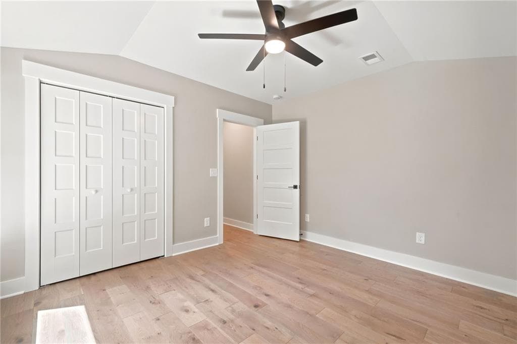 3 bedroom, 2 bathroom, 1,405 sq ft single family residence for sale at 1528 New Light Road, Canton, GA 30115 — photo 4