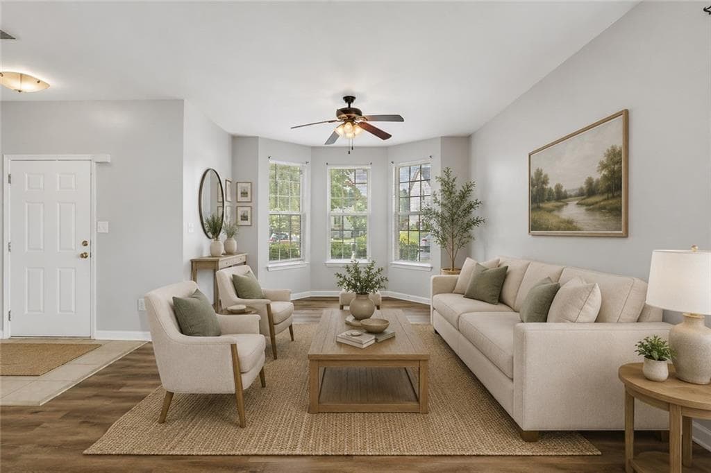 3 bedroom, 3 bathroom, 1,454 sq ft townhouse for sale at 284 Commons Drive, Jonesboro, GA 30236 — photo 3
