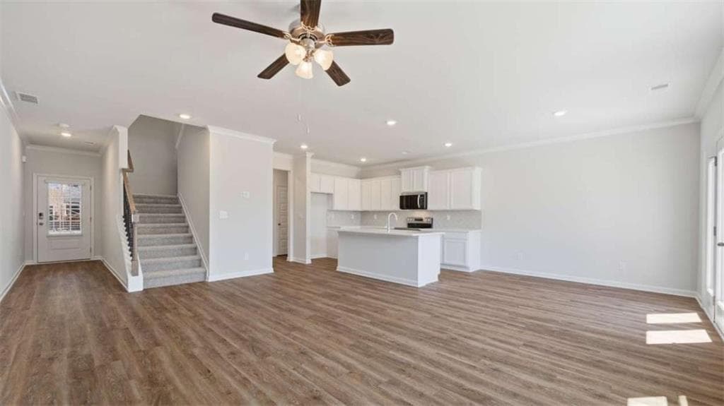 3 bedroom, 3 bathroom, 1,830 sq ft townhouse for sale at 1320 Aura Lane, Lawrenceville, GA 30045 — photo 7