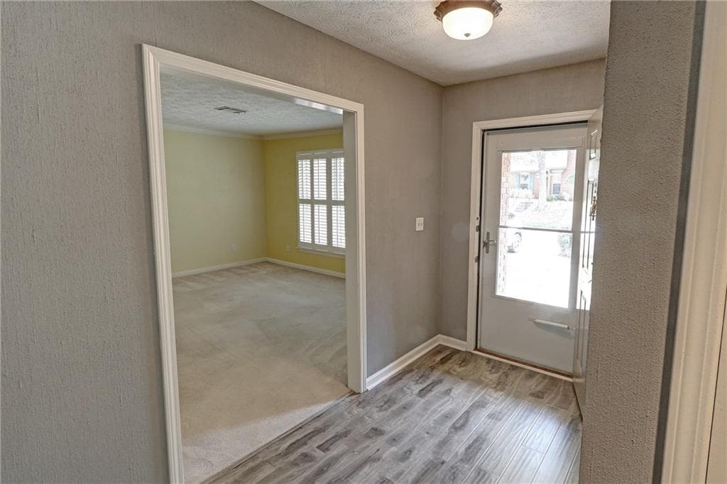 2 bedroom, 2 bathroom, 1,678 sq ft condominium for sale at 6408 Deerings Lane, Peachtree Corners, GA 30092 — photo 4