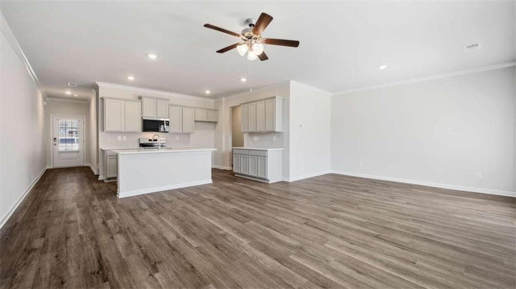3 bedroom, 3 bathroom townhouse for sale at 1322 Aura Lane, Lawrenceville, GA 30045 — photo 4