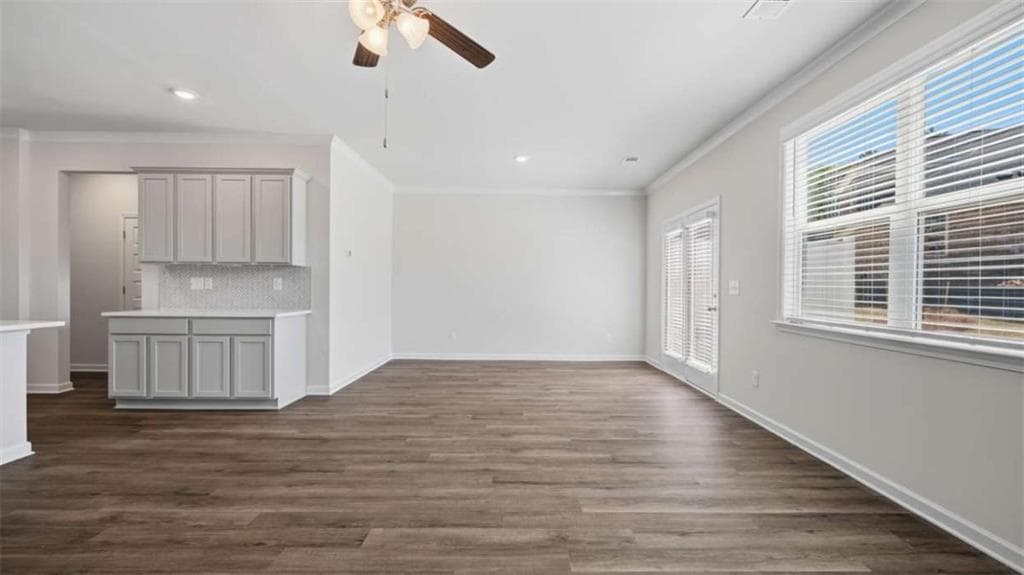 3 bedroom, 3 bathroom townhouse for sale at 1322 Aura Lane, Lawrenceville, GA 30045 — photo 5