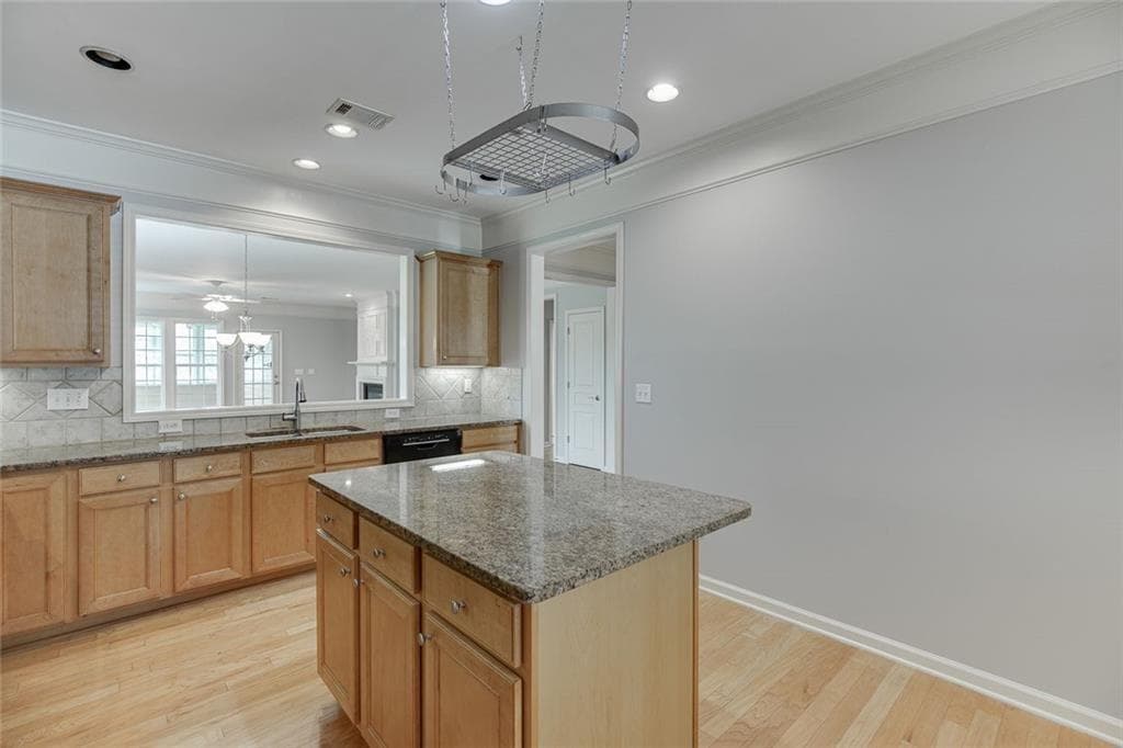 5 bedroom, 3 bathroom, 4,116 sq ft single family residence for sale at 5130 Princess Lane, Cumming, GA 30040 — photo 8