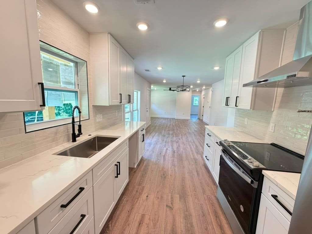 3 bedroom, 2 bathroom, 1,320 sq ft single family residence for sale at 2792 Flagstone Drive, Atlanta, GA 30316 — photo 7