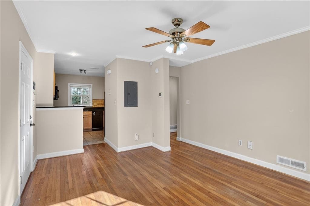 2 bedroom, 1 bathroom, 840 sq ft condominium for sale at 578 Goldsboro Road D, Atlanta, GA 30307 — photo 5