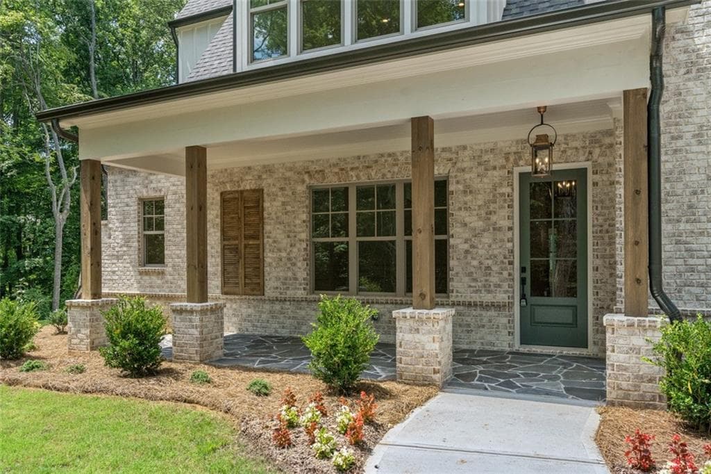 6 bedroom, 5 bathroom, 4,714 sq ft single family residence for sale at 879 Arnold Mill Road, Woodstock, GA 30188 — photo 4
