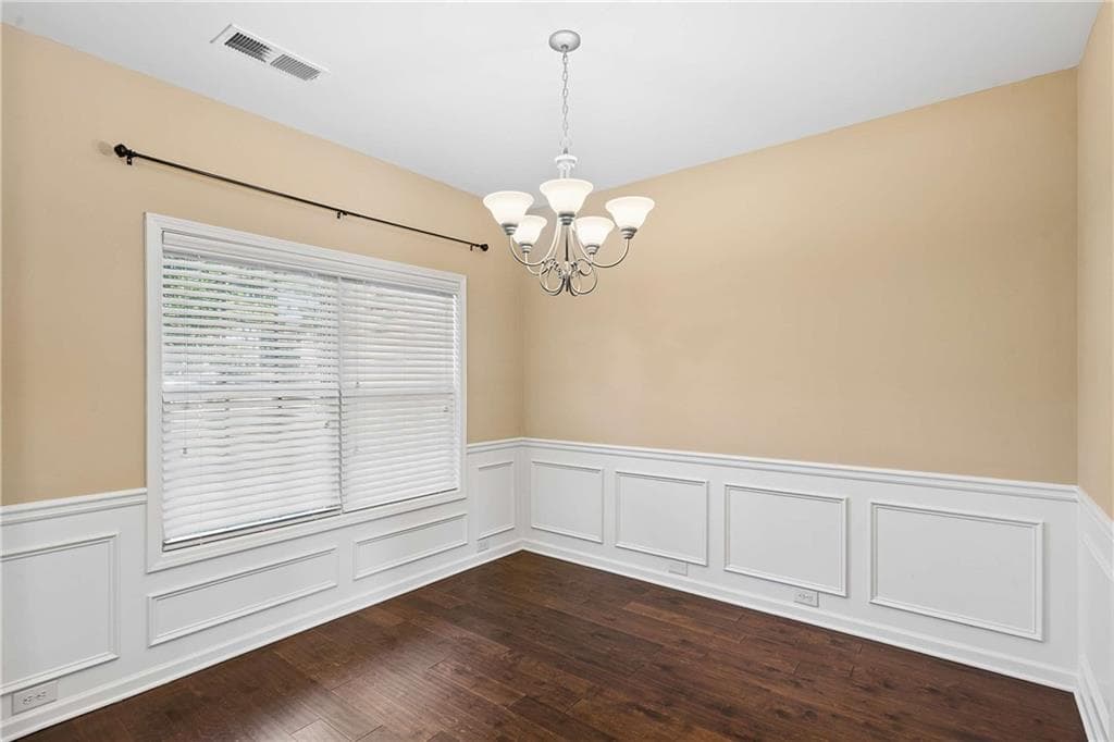 4 bedroom, 3 bathroom, 2,054 sq ft single family residence for sale at 15 Ponder Place, Newnan, GA 30265 — photo 8