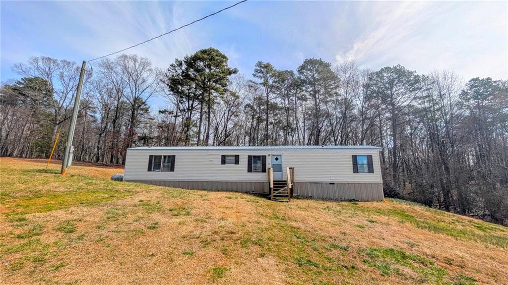 3 bedroom, 2 bathroom single family residence under contract at 1562 Grindle Bridge Road, Dahlonega, GA 30533