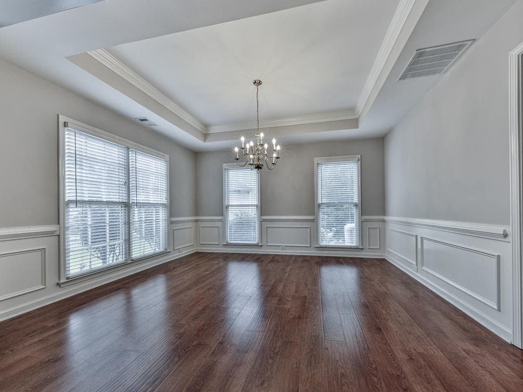 5 bedroom, 3 bathroom, 3,144 sq ft single family residence for rent at 408 Sixes Drive, Canton, GA 30114 for $3,500 a month — photo 5