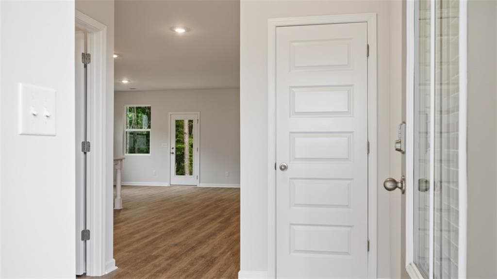 4 bedroom, 3 bathroom, 1,767 sq ft single family residence for sale at 1132 Earlywood Way, Monroe, GA 30655 — photo 2