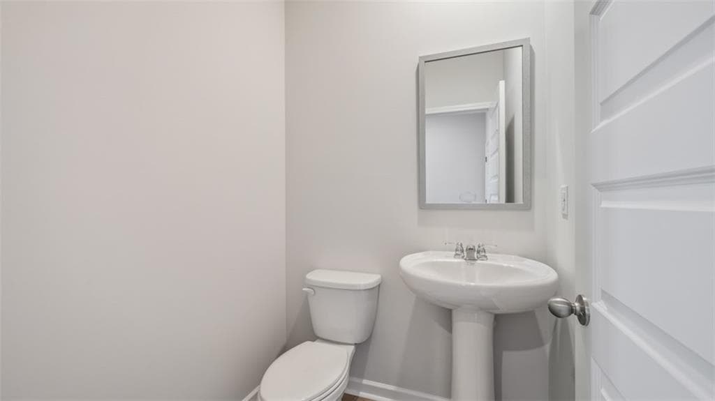 4 bedroom, 3 bathroom, 1,767 sq ft single family residence for sale at 1132 Earlywood Way, Monroe, GA 30655 — photo 4