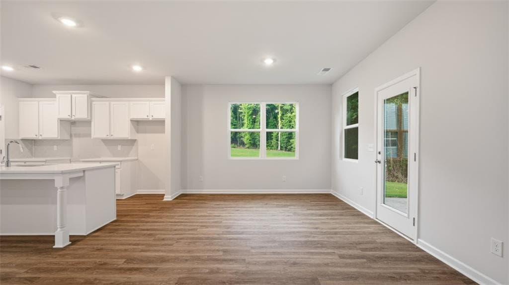 4 bedroom, 3 bathroom, 1,767 sq ft single family residence for sale at 1132 Earlywood Way, Monroe, GA 30655 — photo 8