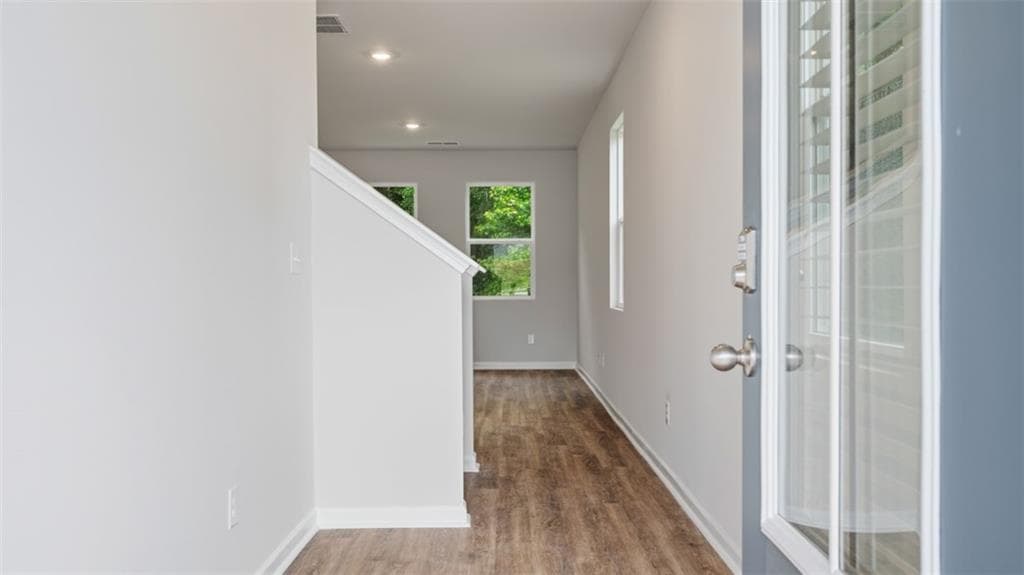 4 bedroom, 3 bathroom, 1,700 sq ft single family residence for sale at 1138 Earlywood Way, Monroe, GA 30655 — photo 2