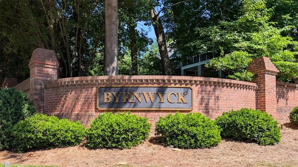 4 bedroom, 4 bathroom, 3,153 sq ft single family residence for sale at 1143 Byrnwyck Road, Brookhaven, GA 30319 — photo 7