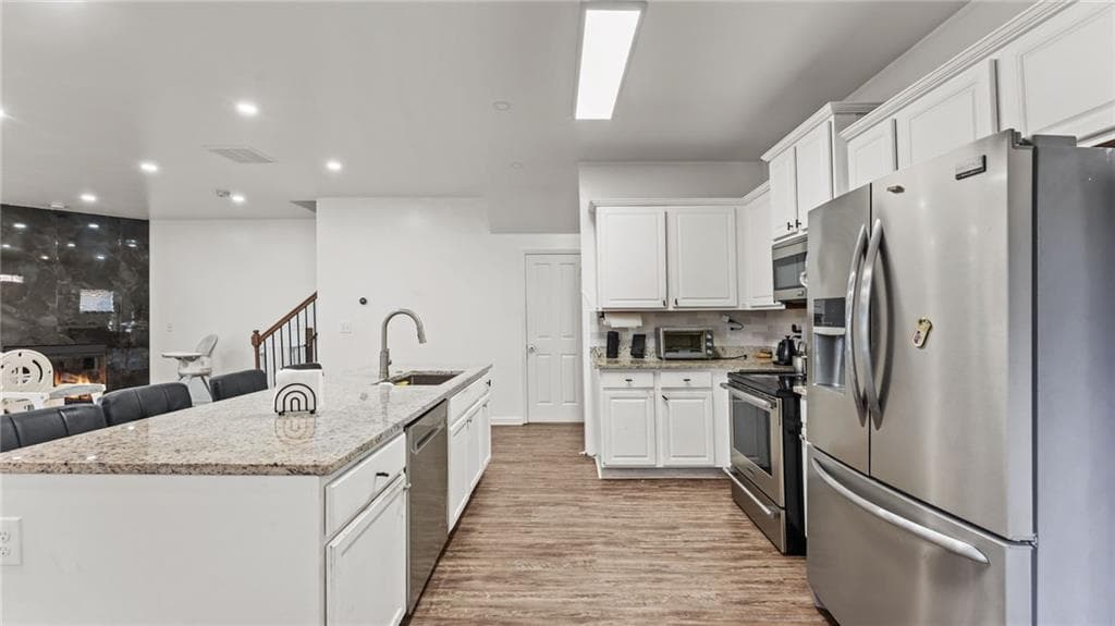 3 bedroom, 3 bathroom, 1,650 sq ft townhouse for sale at 805 Pleasant Hill Road 131, Lilburn, GA 30047 — photo 7