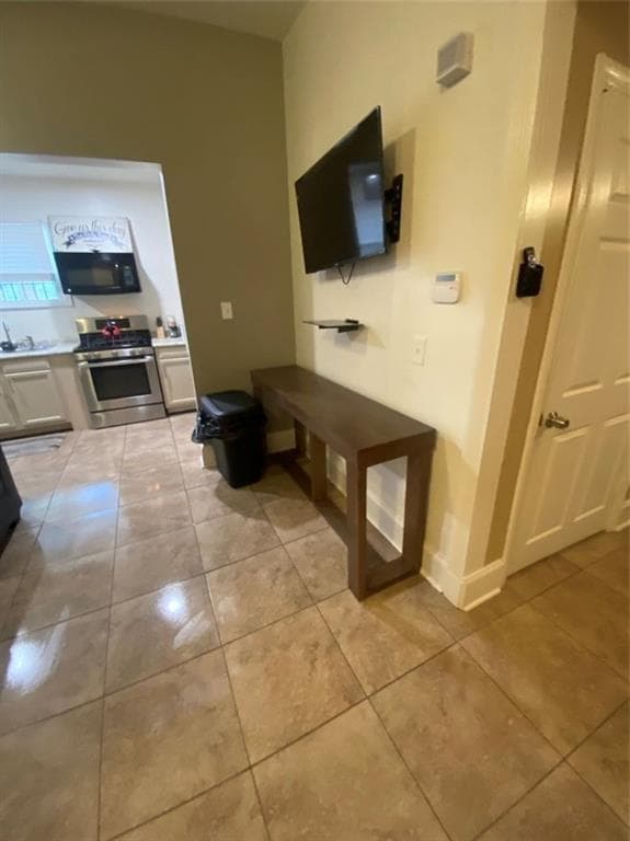 other for sale at 1711 Ralph David Abernathy Boulevard, Atlanta, GA 30310 — photo 8