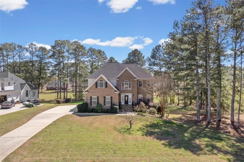 5 bedroom, 4 bathroom, 3,628 sq ft single family residence under contract at 405 Branch Forest Way, Stockbridge, GA 30281 — photo 2