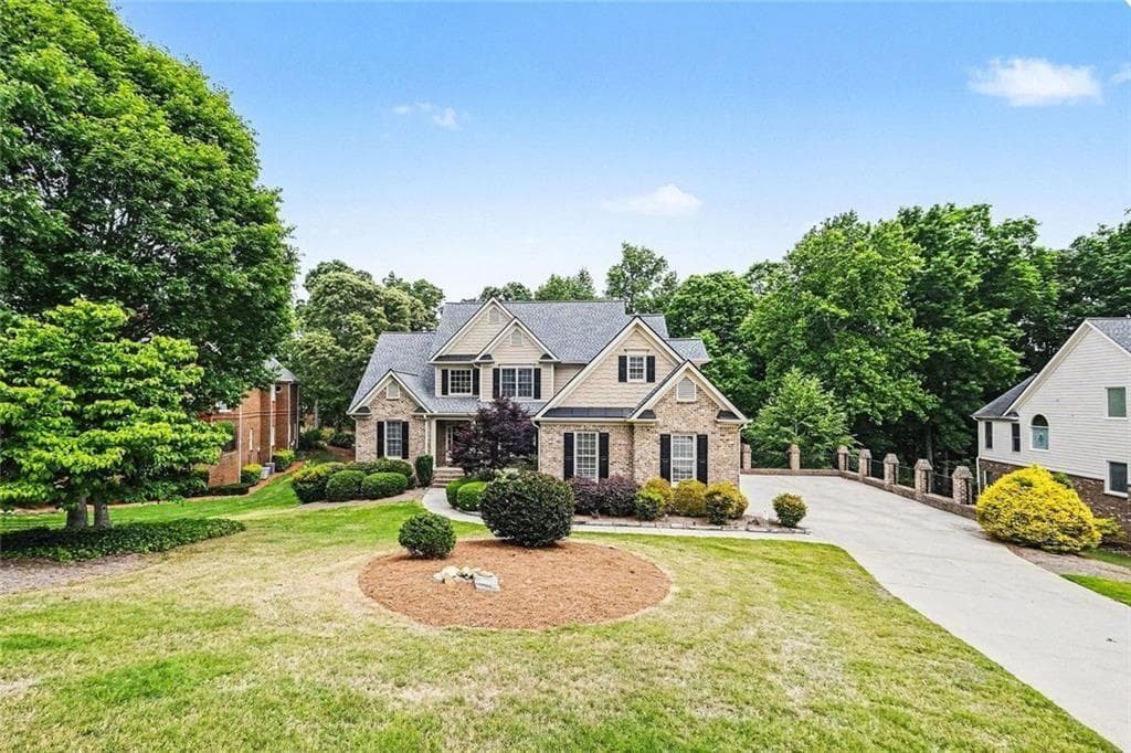 6 bedroom, 5 bathroom, 4,336 sq ft single family residence for sale at 4621 Chartwell Chase Court, Flowery Branch, GA 30542 — photo 5