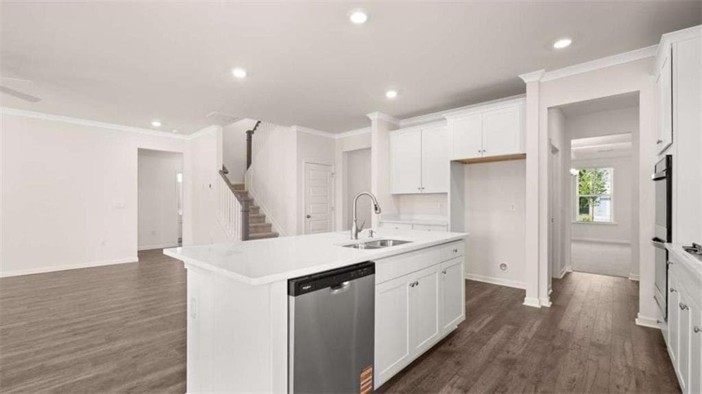 4 bedroom, 3 bathroom, 3,348 sq ft single family residence for sale at 13448 Whitman Lane, Covington, GA 30014 — photo 6