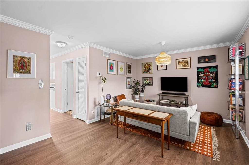 2 bedroom, 2 bathroom, 1,180 sq ft condominium under contract at 2952 N Dekalb Drive B, Atlanta, GA 30340 — photo 6