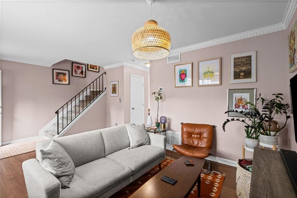 2 bedroom, 2 bathroom, 1,180 sq ft condominium under contract at 2952 N Dekalb Drive B, Atlanta, GA 30340 — photo 7