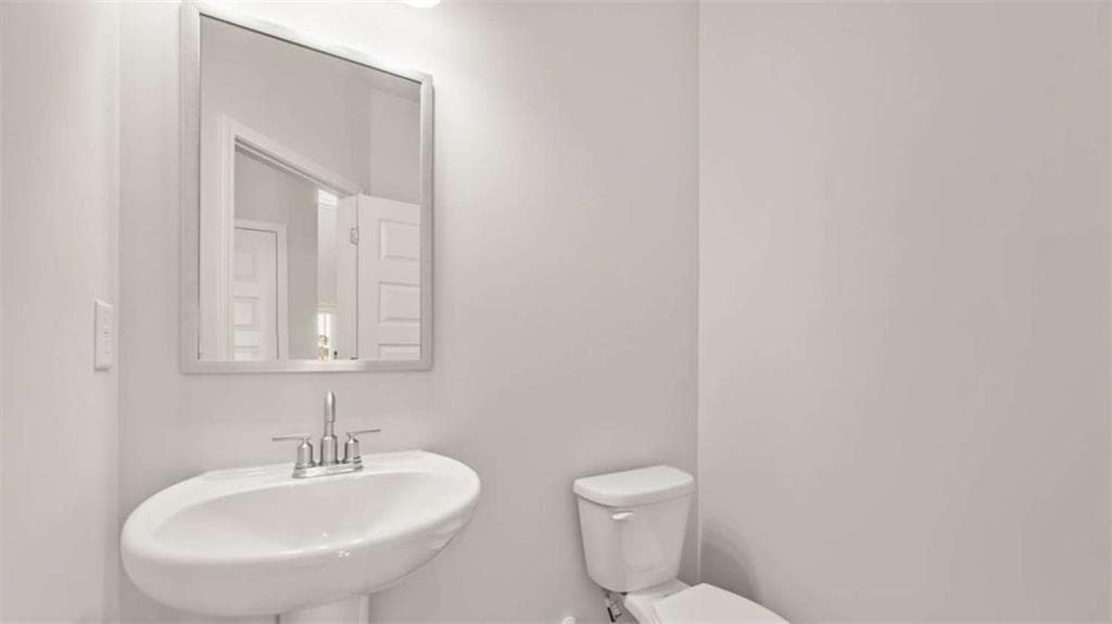 4 bedroom, 3 bathroom, 2,654 sq ft single family residence for sale at 13229 Tolstoy Drive, Covington, GA 30014 — photo 8