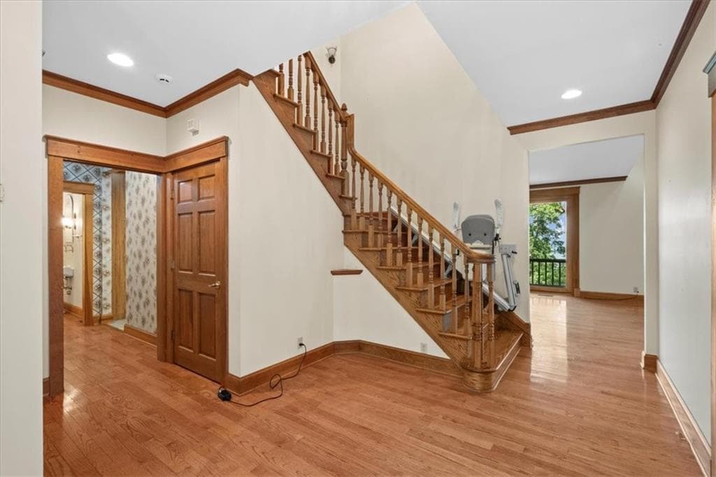 4 bedroom, 3 bathroom, 4,400 sq ft single family residence for sale at 576 Apache Trail, Chatsworth, GA 30705 — photo 4