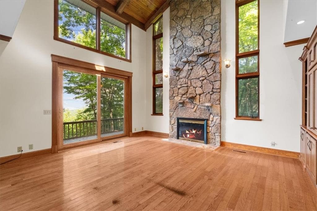 4 bedroom, 3 bathroom, 4,400 sq ft single family residence for sale at 576 Apache Trail, Chatsworth, GA 30705 — photo 9