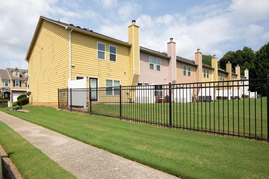 3 bedroom, 3 bathroom, 1,776 sq ft townhouse for rent at 45 Providence Oak Court, Lawrenceville, GA 30046 for $1,795 a month — photo 1 of 28