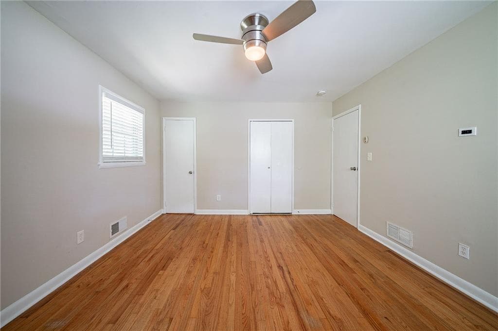 3 bedroom, 2 bathroom, 1,273 sq ft single family residence for sale at 1518 Pine Glen Circle, Decatur, GA 30035 — photo 9