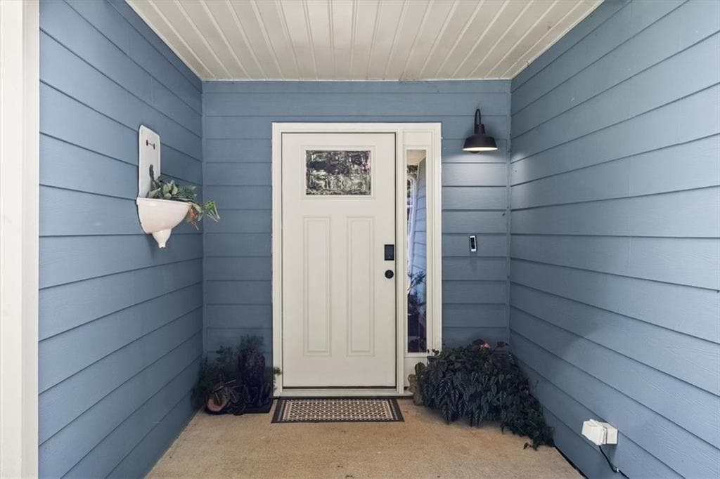 3 bedroom, 2 bathroom, 1,790 sq ft single family residence under contract at 3120 Maple Lane, Alpharetta, GA 30009 — photo 6
