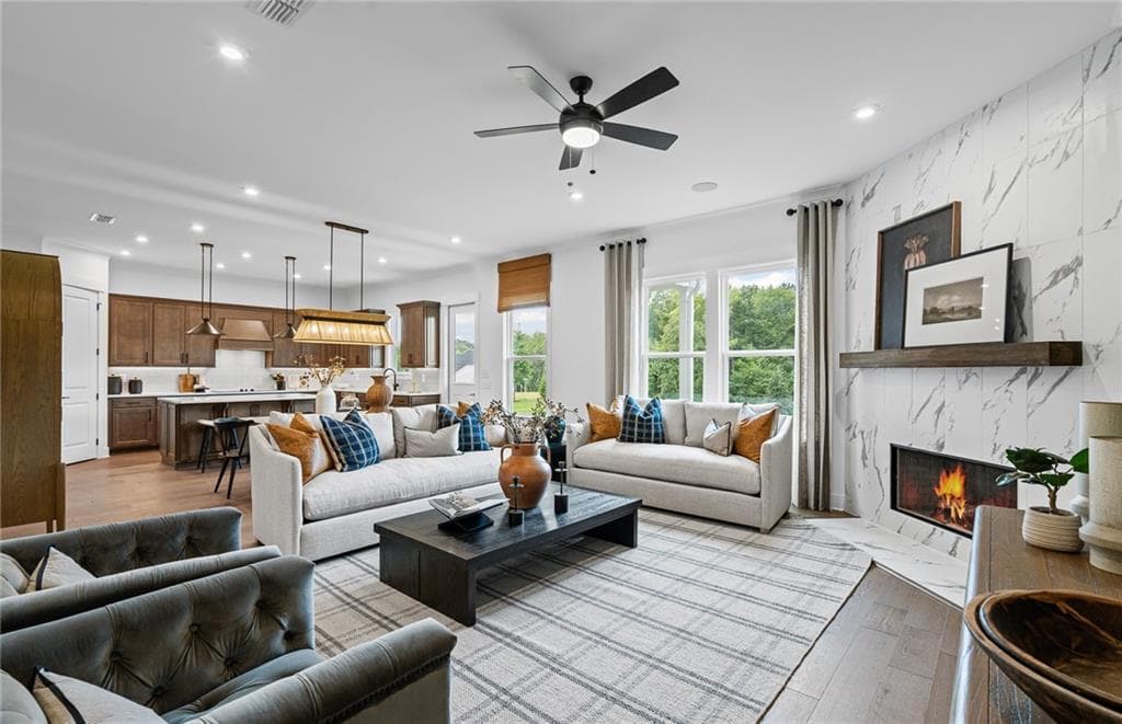 5 bedroom, 5 bathroom, 3,135 sq ft single family residence for sale at 1073 Pine Valley Trail, Jefferson, GA 30549 — photo 6