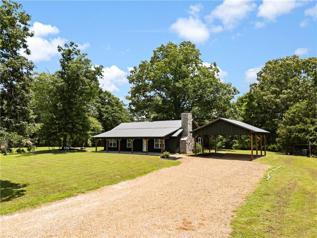 2 bedroom, 2 bathroom, 1,536 sq ft single family residence sold at 1571 Livingston Road, Rome, GA 30161
