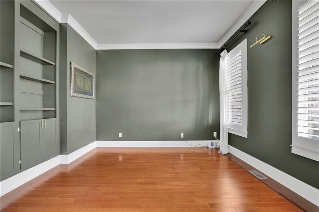 5 bedroom, 5 bathroom, 4,557 sq ft single family residence for sale at 4415 Manor Creek Drive, Cumming, GA 30040 — photo 8