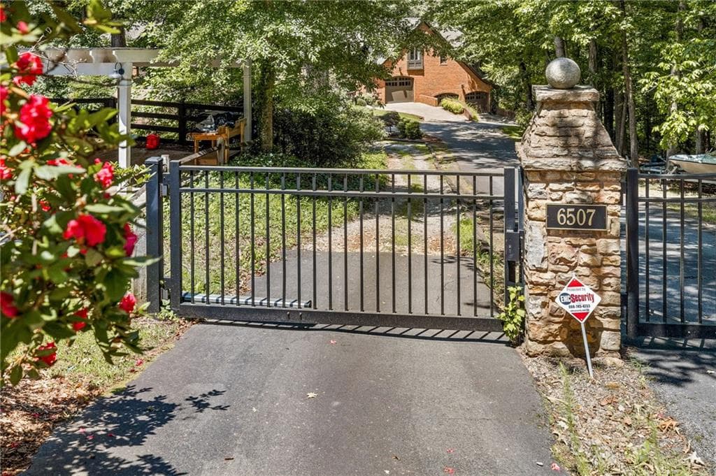 3 bedroom, 3 bathroom, 2,263 sq ft single family residence for sale at 6470 Samoa Way, Flowery Branch, GA 30542 — photo 9