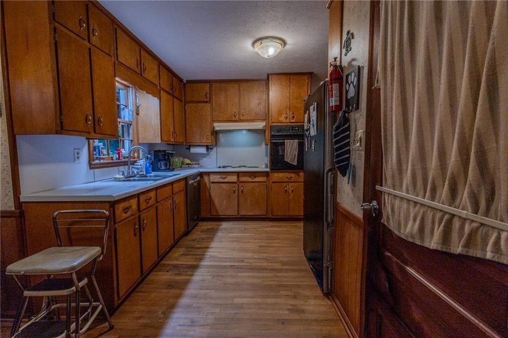 3 bedroom, 2 bathroom, 1,808 sq ft single family residence for sale at 5873 Button Gwinnett Place, Norcross, GA 30093 — photo 10