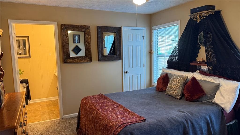 2 bedroom, 3 bathroom, 1,196 sq ft townhouse for sale at 1046 Thornwoode Lane, Stone Mountain, GA 30083 — photo 4