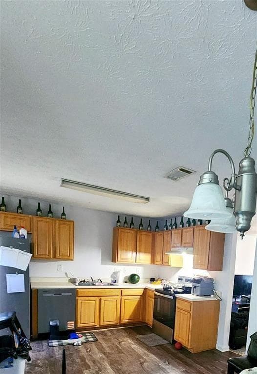 3 bedroom, 3 bathroom, 1,320 sq ft townhouse for sale at 144 Blake Avenue Avenue, Jackson, GA 30233 — photo 4