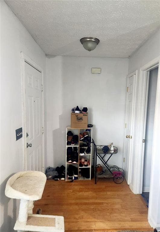3 bedroom, 3 bathroom, 1,320 sq ft townhouse for sale at 144 Blake Avenue Avenue, Jackson, GA 30233 — photo 6