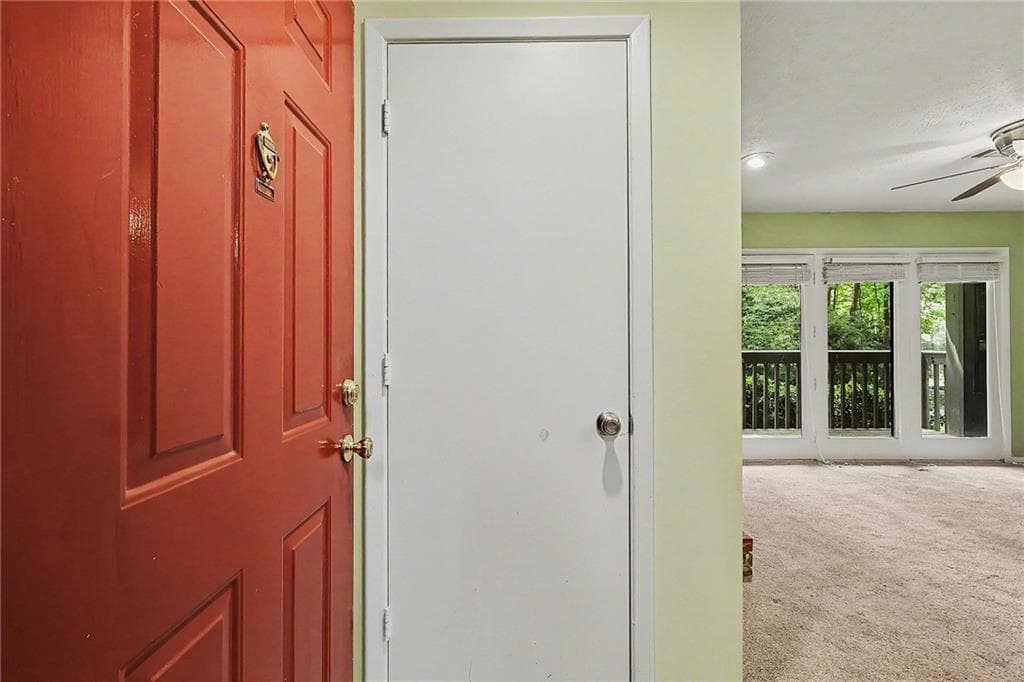 2 bedroom, 1 bathroom, 1,045 sq ft condominium for sale at 413 Tuxworth Circle, Decatur, GA 30033 — photo 5